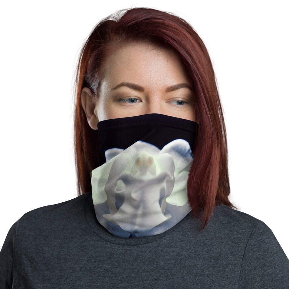 Halstuch, Gesichtsmasken, Stirnbänder, Halswärmer, Bandana, Floral, Einzigartiges Design, Armband, Weiße Blume, Blaue Blumen Halstuch, Gesichtsmasken, Stirnbänder, Halswärmer, Bandana, Floral, Einzigartiges Design, Armband, Weiße Blume, Blaue Blumen von Etsy - DistortedRainbowsArt