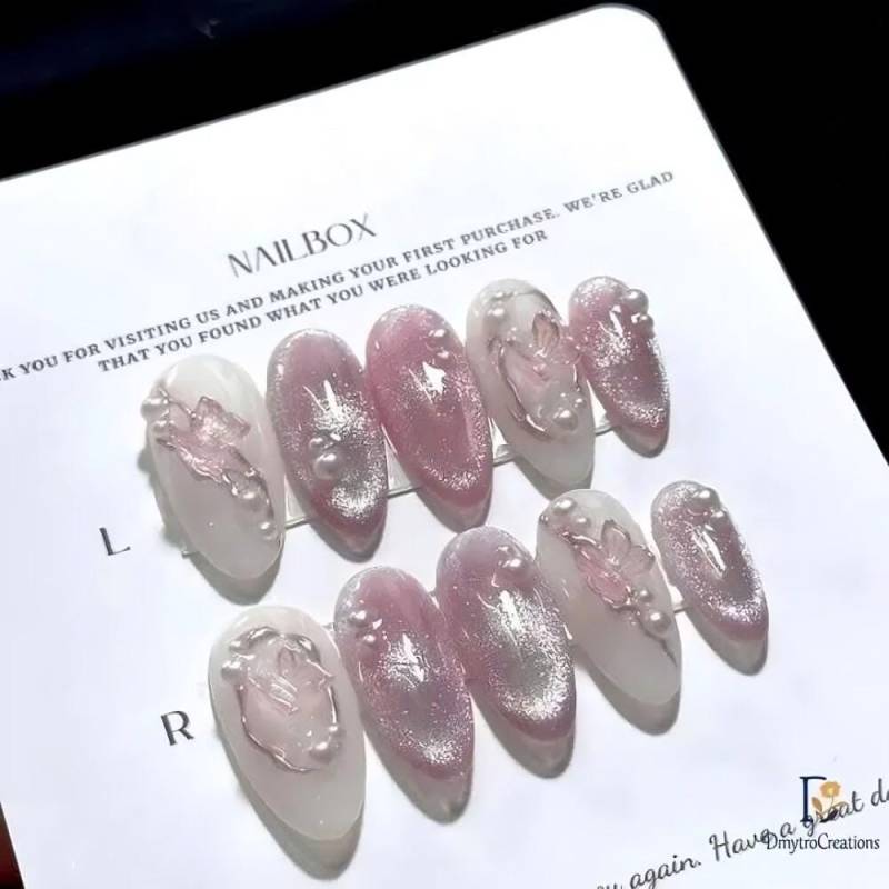 Pink Pearl Press On Nails Mit Glitter & Floral 3D Art - Glänzende Handgefertigte Falsche Nägel, Weiches Feminines Nagelset Für Geschenk Oder Party von Etsy - DmytroCreations