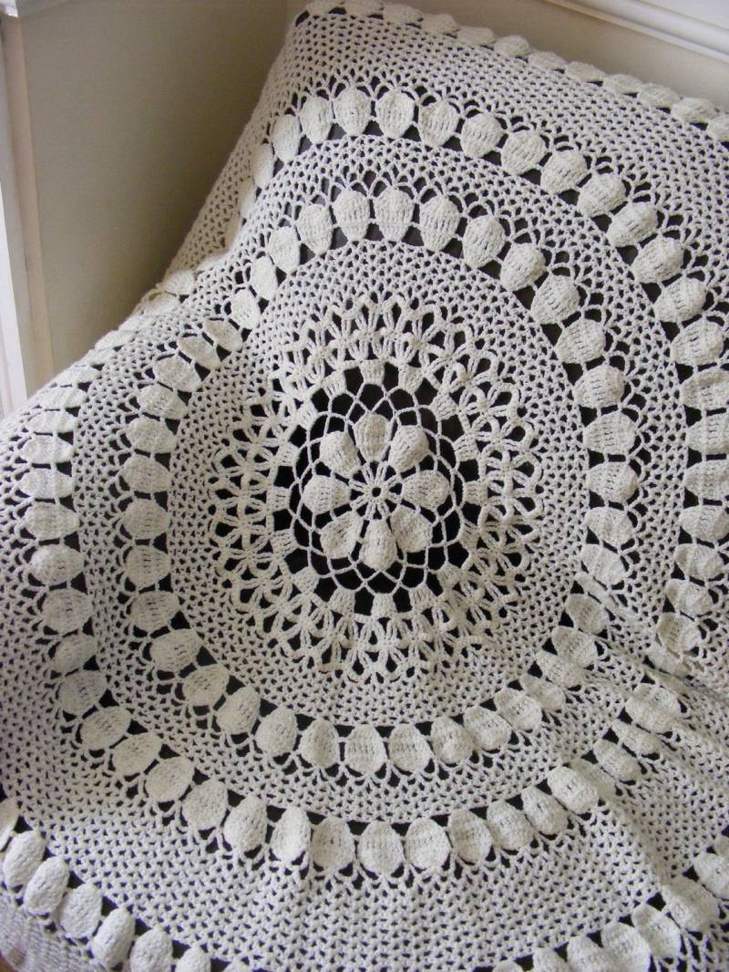 Crochet Baby Schal Schöne Komplizierte Detail Macht Ein Ideales Geschenk Zu Schatz von Etsy - DoogleDogDesigns