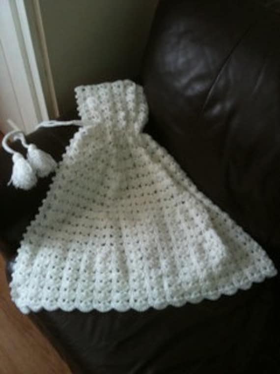 Gehäkelte Trageumhang Schön Für Eine Taufe Oder Als Baby Geschenk Gehäkelte Trageumhang Schön Für Eine Taufe Oder Als Baby Geschenk von Etsy - DoogleDogDesigns