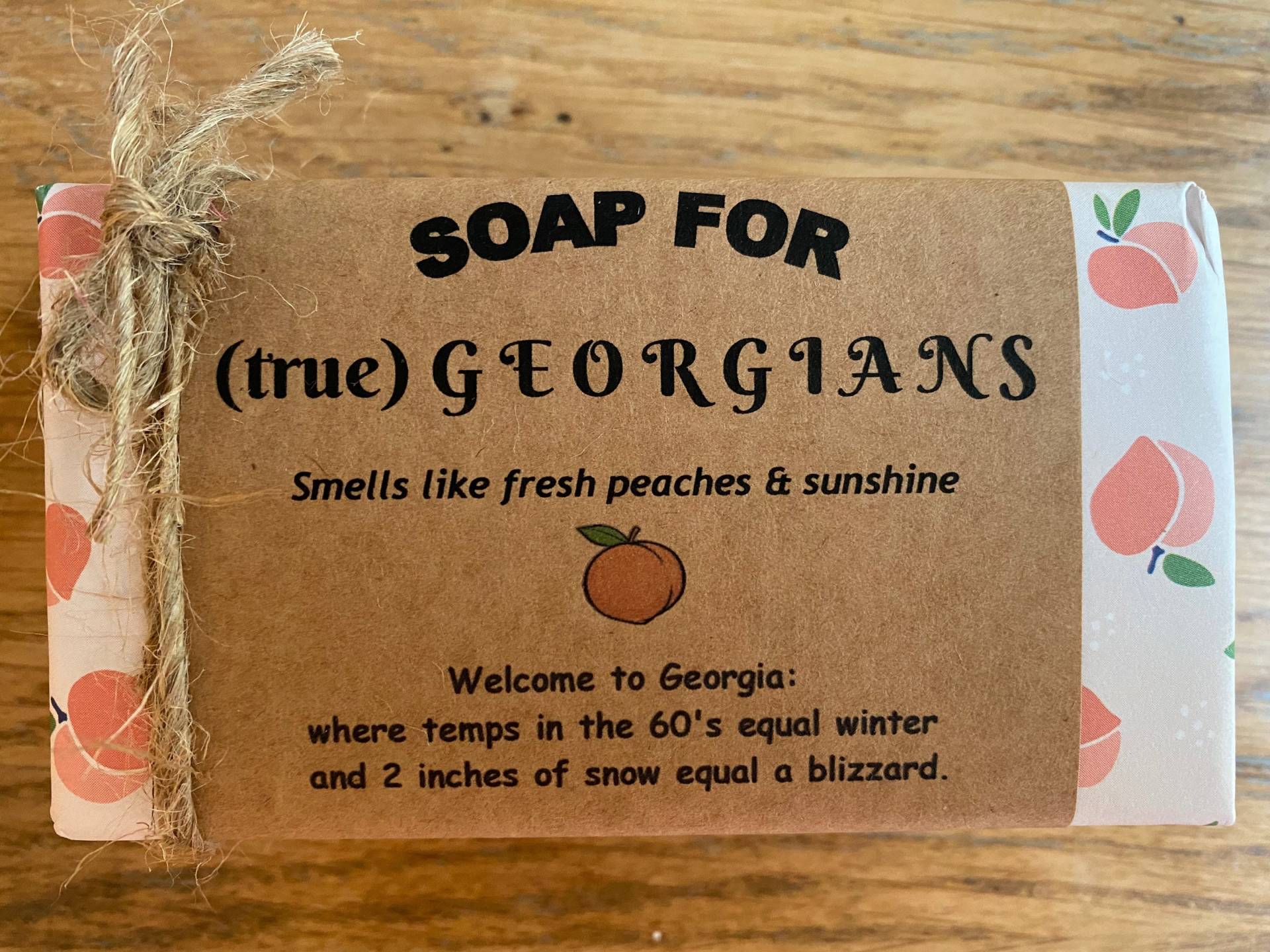 Wahre Georgier Geschenk - Georgien Seife Lustiges Einzigartiges Personalisiertes Geschenk, Um Den Pfirsich-Zustand Zu Feiern Wahre Georgier Geschenk - Georgien Seife Lustiges Einzigartiges Personalisiertes Geschenk, Um Den Pfirsich-Zustand Zu Feiern von Etsy - DopeSoapzz