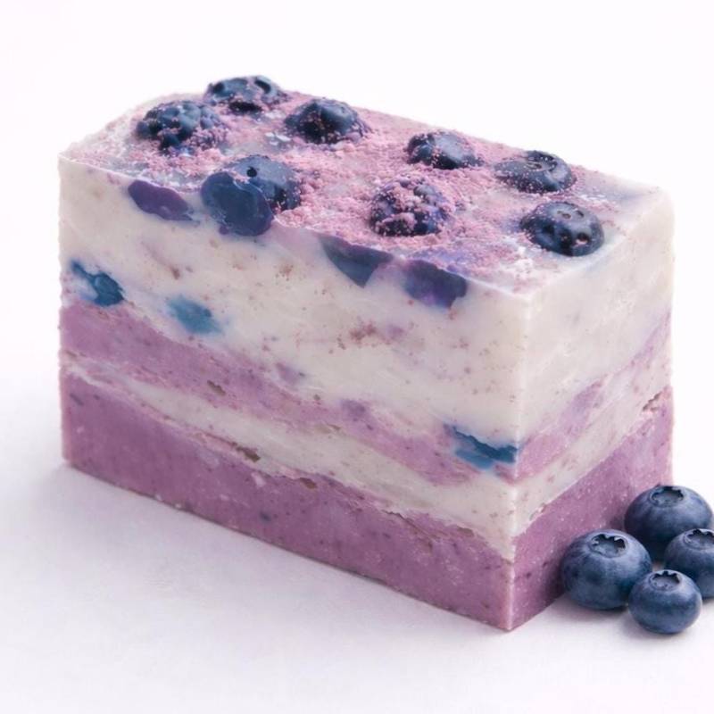 Handgemachte Mandel Seife Mit Violetter Tonerde | Amethysten Touch Soap Naturseife Für Empfindliche Haut von Etsy - DoroCandle