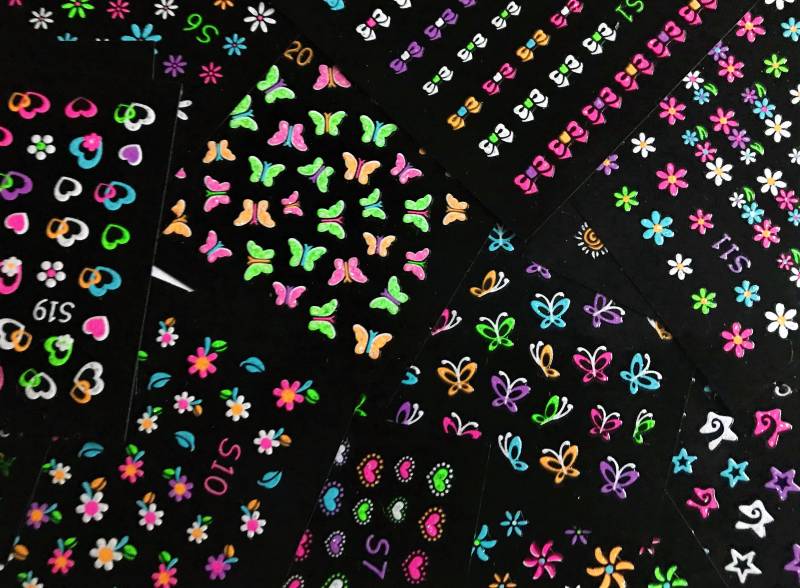 Leuchtende Fluoreszierende 3D Nagel Aufkleber Schmetterling Blume Stern Cartoon Dekoration Aufkleber, Glühen in Der Dunklen Klebstoff von Etsy - DorraDesign