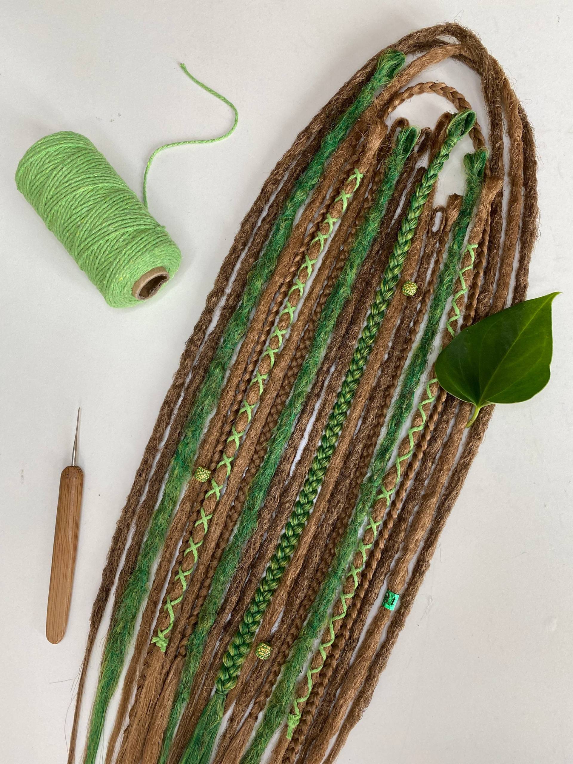 Waldgrüne Gehäkelte Dreadlocks Kanekalon Erweiterungen Mit Perlen Waldgrüne Gehäkelte Dreadlocks Kanekalon Erweiterungen Mit Perlen von Etsy - DrDreadShop