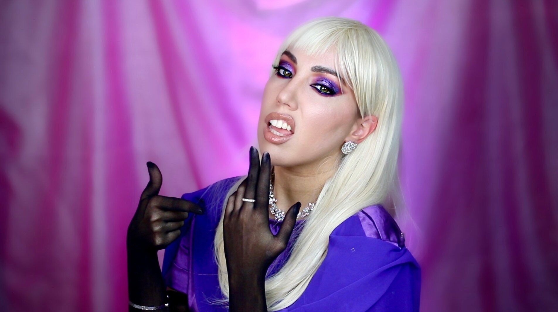 Misslady-Gaga-Inspirierte Blonde Pony Perücke | Gaga Roter Teppich Ziehen Sie Die Königin-Perücke Bestseller-Perücke von Etsy - DragcessoriesBespoke
