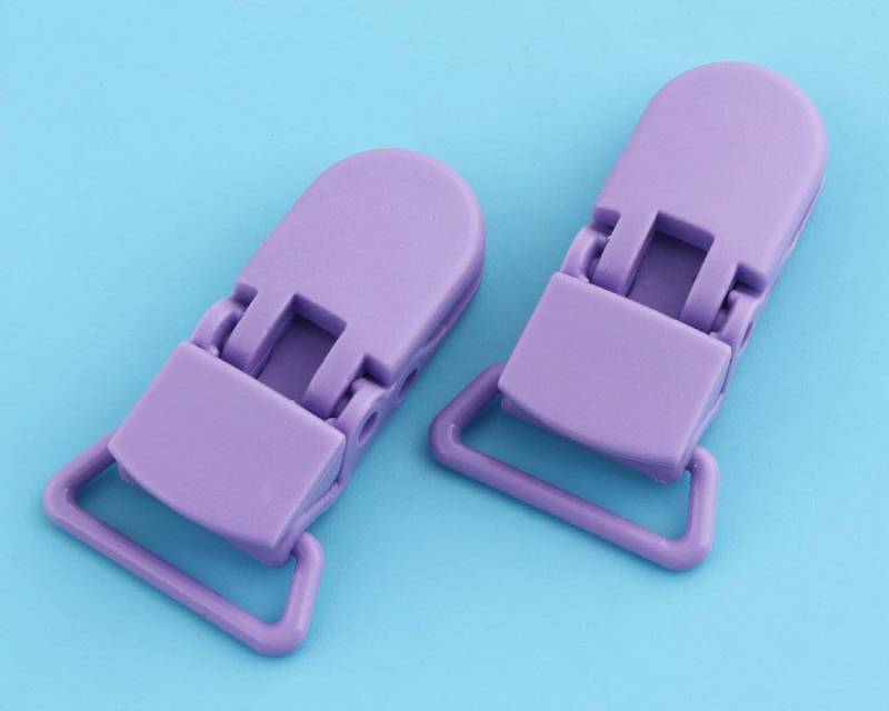 Schnullerclips Clip, Hosenträgerclips, Kam Kunststoffclips Mit Lila Farbe, Binky Clip Accessories Schnullerclips Clip, Hosenträgerclips, Kam Kunststoffclips Mit Lila Farbe, Binky Clip Accessories von Etsy - DragonTradition
