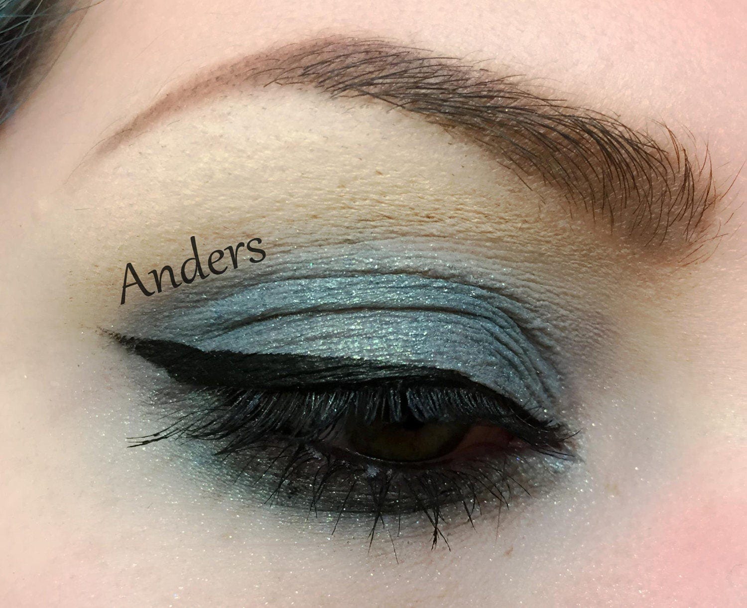 Anders - Handmade Mineral Pressed 26 Mm Eye Shadow Anders - Handmade Mineral Pressed 26 Mm Eye Shadow von Etsy - Dragonsworn