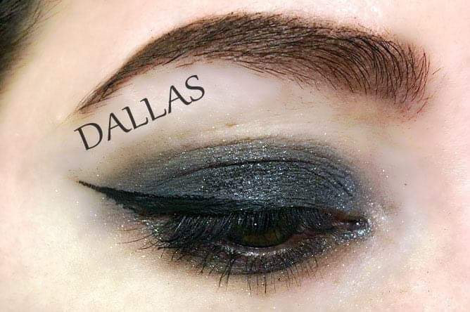 Dallas - Handgemachter Mineral Pressed 26mm Lidschatten Dallas - Handgemachter Mineral Pressed 26mm Lidschatten von Etsy - Dragonsworn