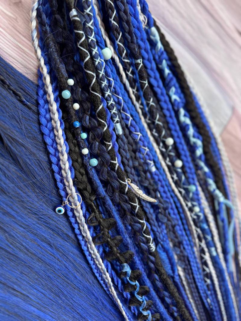 Набор Черных Und Синих Посиних Посих В Сиling Бохо | Fensterdekoration, Schubladen Haken Füllen Sie Ihren Stuhl Bis Zu 54 Jahren Набор Черных Und Синих Посиних Посих В Сиling Бохо | Fensterdekoration, Schubladen Haken Füllen Sie Ihren Stuhl Bis Zu 54 Jahren von Etsy - DreadsDream