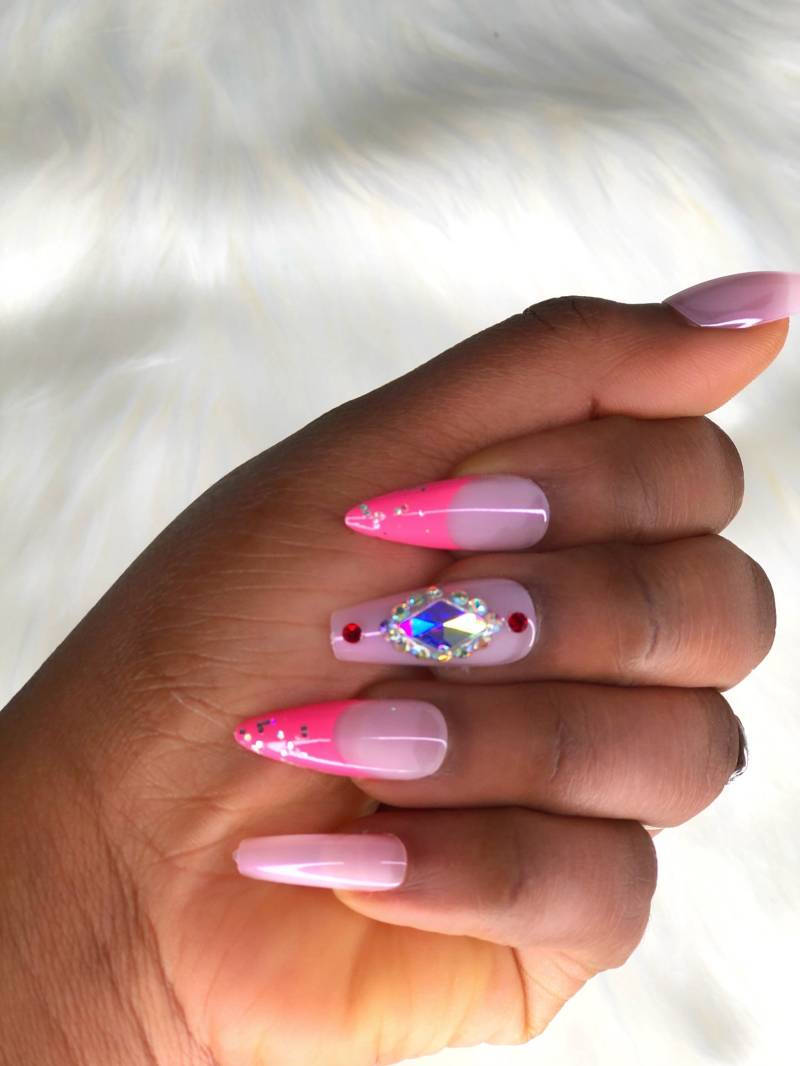 Ombré Pink Press On Nails - Strass Coffin & Stiletto, 24 Stück Ombré Pink Press On Nails - Strass Coffin & Stiletto, 24 Stück von Etsy - DrosseNails