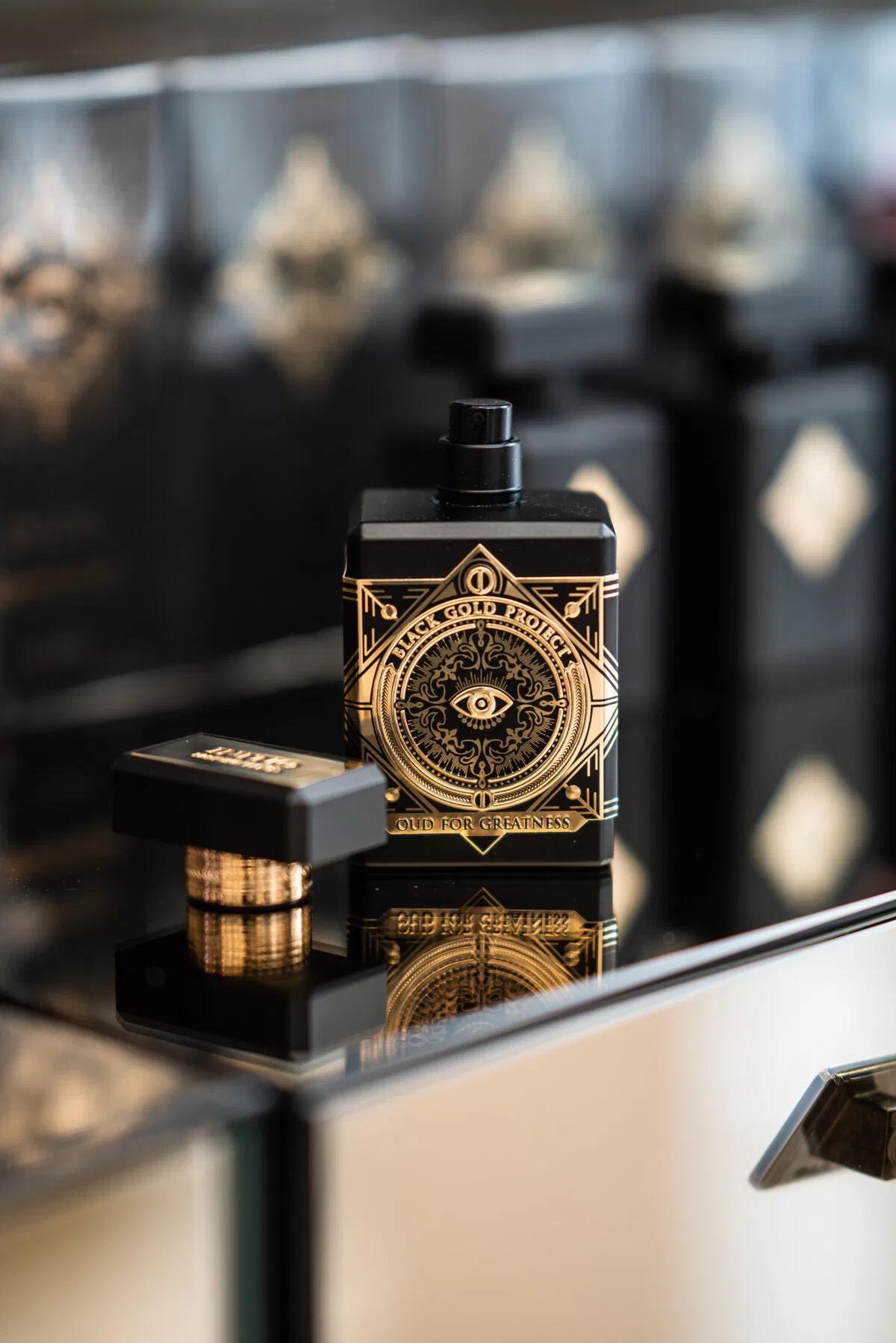 Initio Oud For Greatness - Duftprobe/Abfüllung Eau De Parfum von Etsy - DuftprobenShop