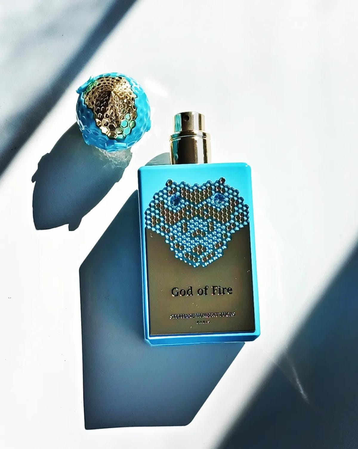 stephane Humbert Lucas God Of Fire - Duftprobe/Abfüllung Eau De Parfum | 2Ml, 5Ml, 10Ml stephane Humbert Lucas God Of Fire - Duftprobe/Abfüllung Eau De Parfum | 2Ml, 5Ml, 10Ml von Etsy - DuftprobenShop