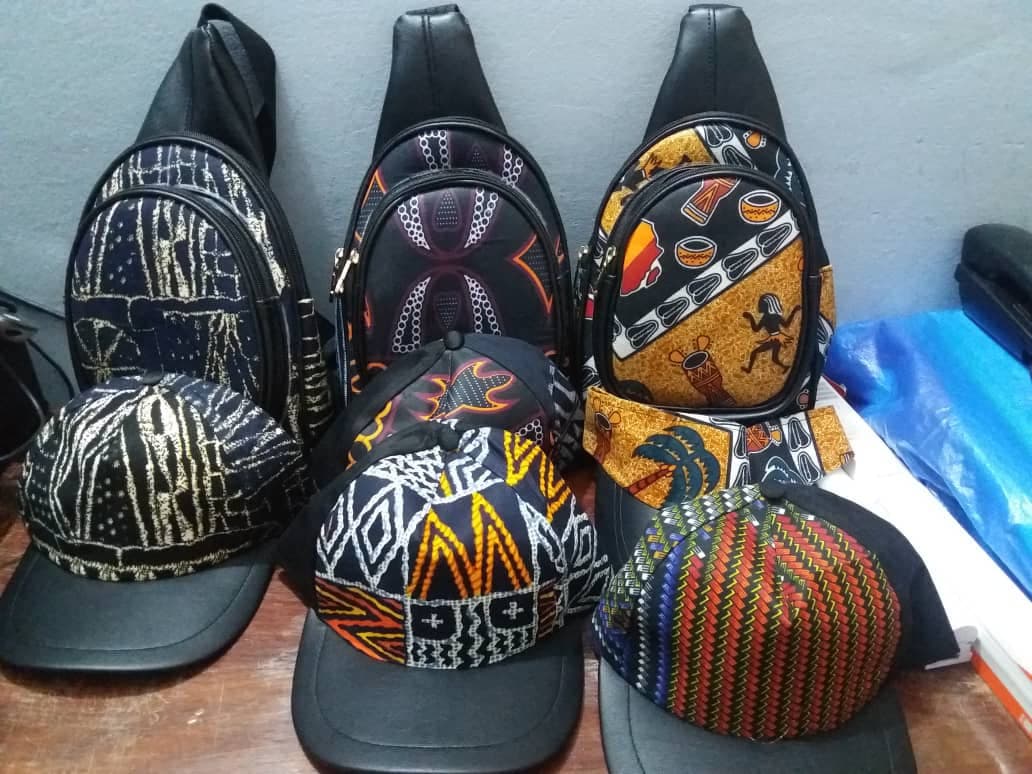 Unikat, Tasche Und Mütze Set Unikat, Tasche Und Mütze Set von Etsy - DyaneShop