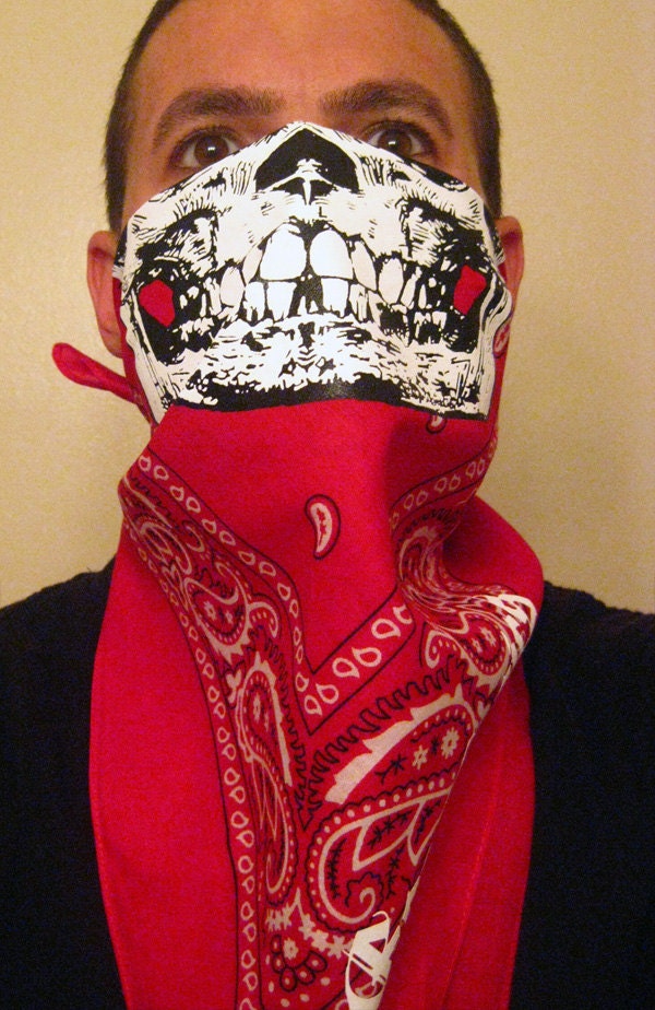 Blutroter Paisley Halbweißer Totenkopf Gesichtsmaske Bandanas Halswärmer Staubschal Biker Barbershop Cholo Vato La Westküste Blutroter Paisley Halbweißer Totenkopf Gesichtsmaske Bandanas Halswärmer Staubschal Biker Barbershop Cholo Vato La Westküste von Etsy - EGOLOGICS
