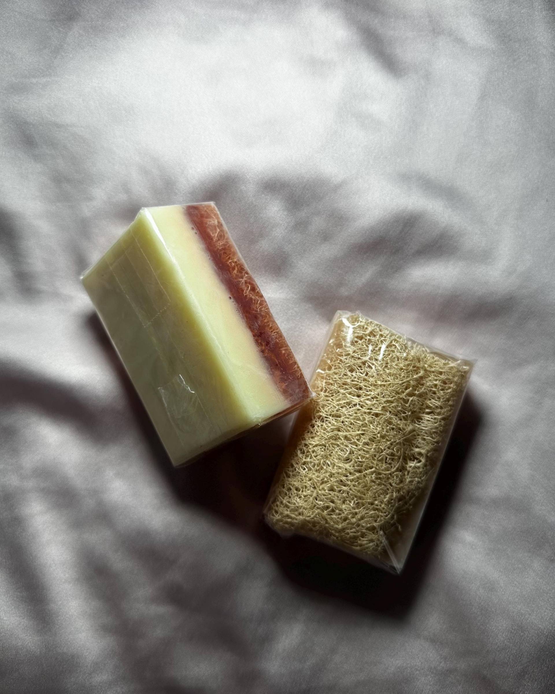 Natürliche Kürbisfaser Seife - Ziegenmich Mit Honig/Natural Pumpkin Fiber Goatmilk With Honey Natürliche Kürbisfaser Seife - Ziegenmich Mit Honig/Natural Pumpkin Fiber Goatmilk With Honey von Etsy - ESbelor