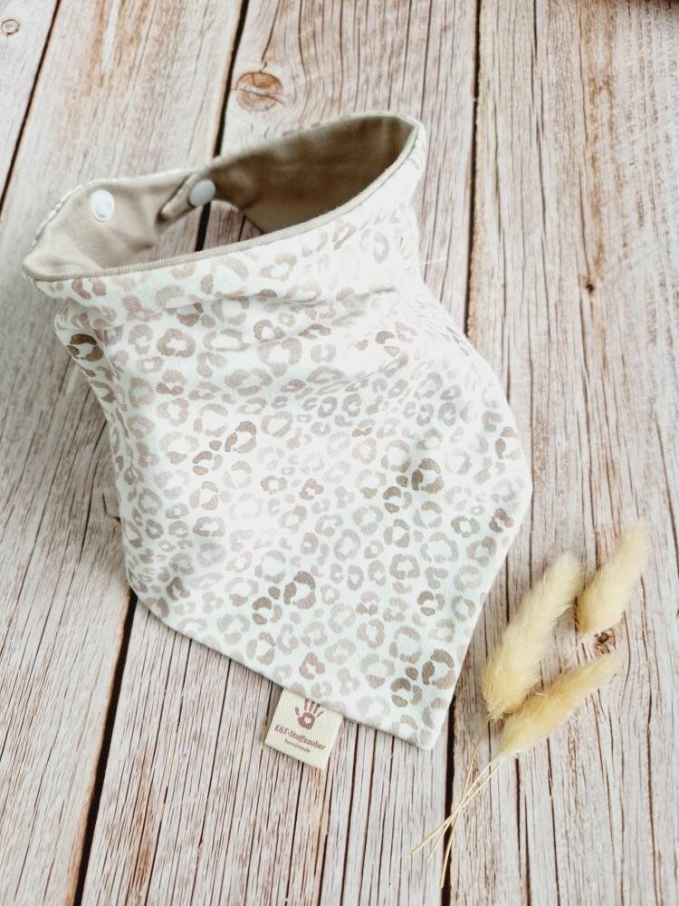 Halstuch Schal Dreieckstuch Leo Panther Animalprint Beige Weiß Mädchen Baby 62 68 74 80 86 92 98 104 110 Handmade Halstuch Schal Dreieckstuch Leo Panther Animalprint Beige Weiß Mädchen Baby 62 68 74 80 86 92 98 104 110 Handmade von Etsy - ETStoffzauber