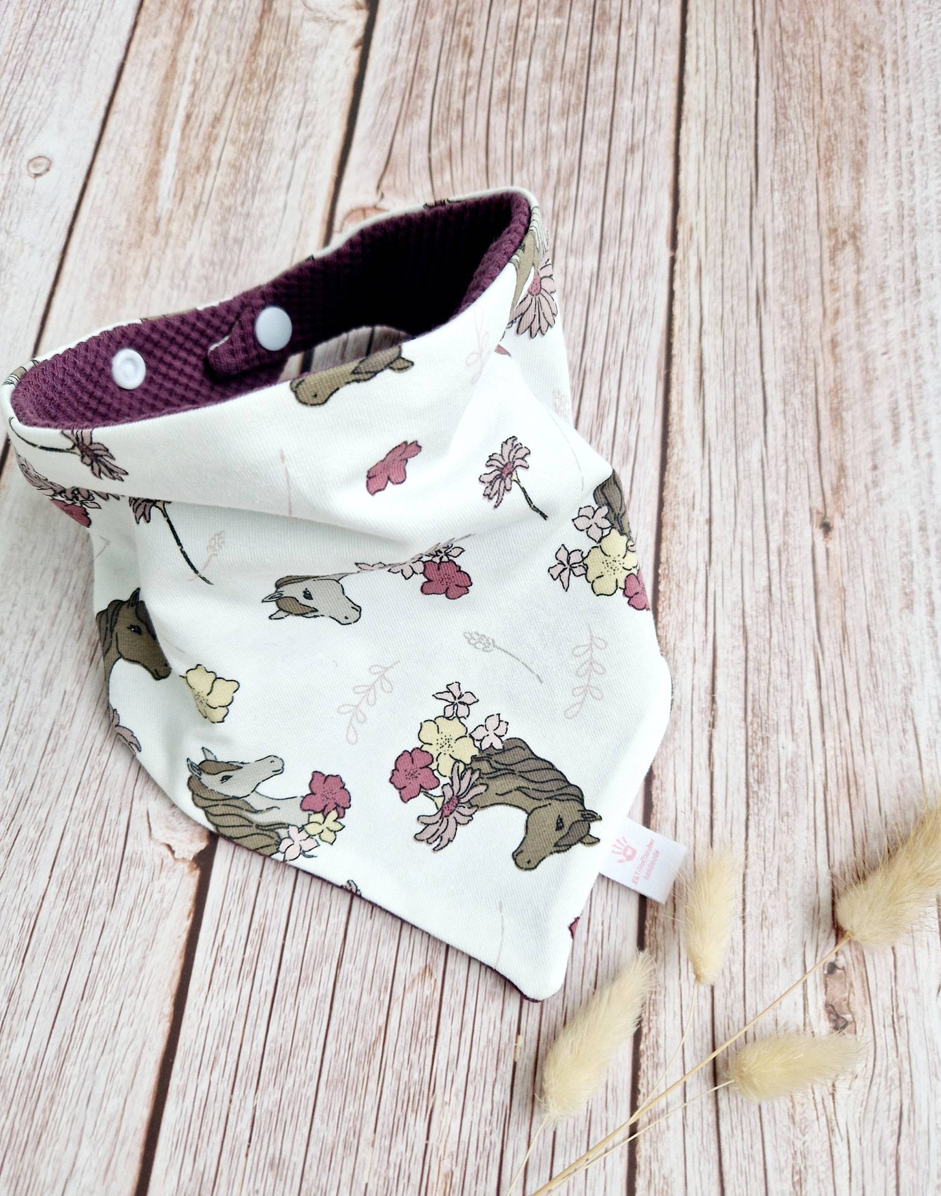 Halstuch Schal Dreieckstuch Pferd Lila Beere Mädchen Oder Baby 62 68 74 80 86 92 98 104 110 Handmade Halstuch Schal Dreieckstuch Pferd Lila Beere Mädchen Oder Baby 62 68 74 80 86 92 98 104 110 Handmade von Etsy - ETStoffzauber