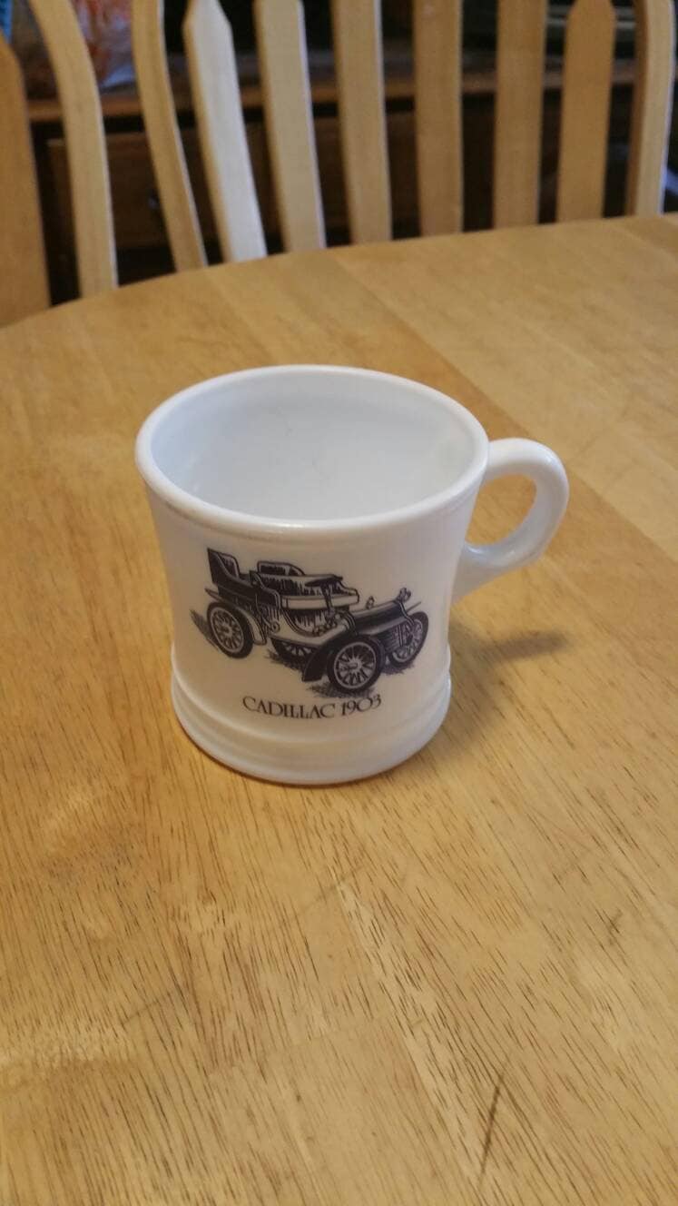 Surrey Milchglas, Cadillac 1903, Blaues Auto Rasierbecher Oder Kaffeetasse, Man Cave Decor von Etsy - EastIdahoCompany