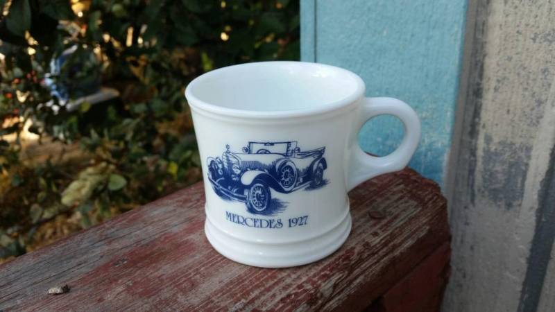 Surrey Milchglas Mercedes 1927 Blaues Auto Rasierbecher Oder Kaffeetasse Mann Höhle Dekor Surrey Milchglas Mercedes 1927 Blaues Auto Rasierbecher Oder Kaffeetasse Mann Höhle Dekor von Etsy - EastIdahoCompany