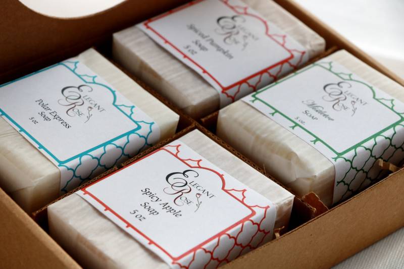 Artisan Seifen-Geschenkset Elegante Rosenboutique, Natürliche Düfte von Etsy - ElegantRoseBoutique
