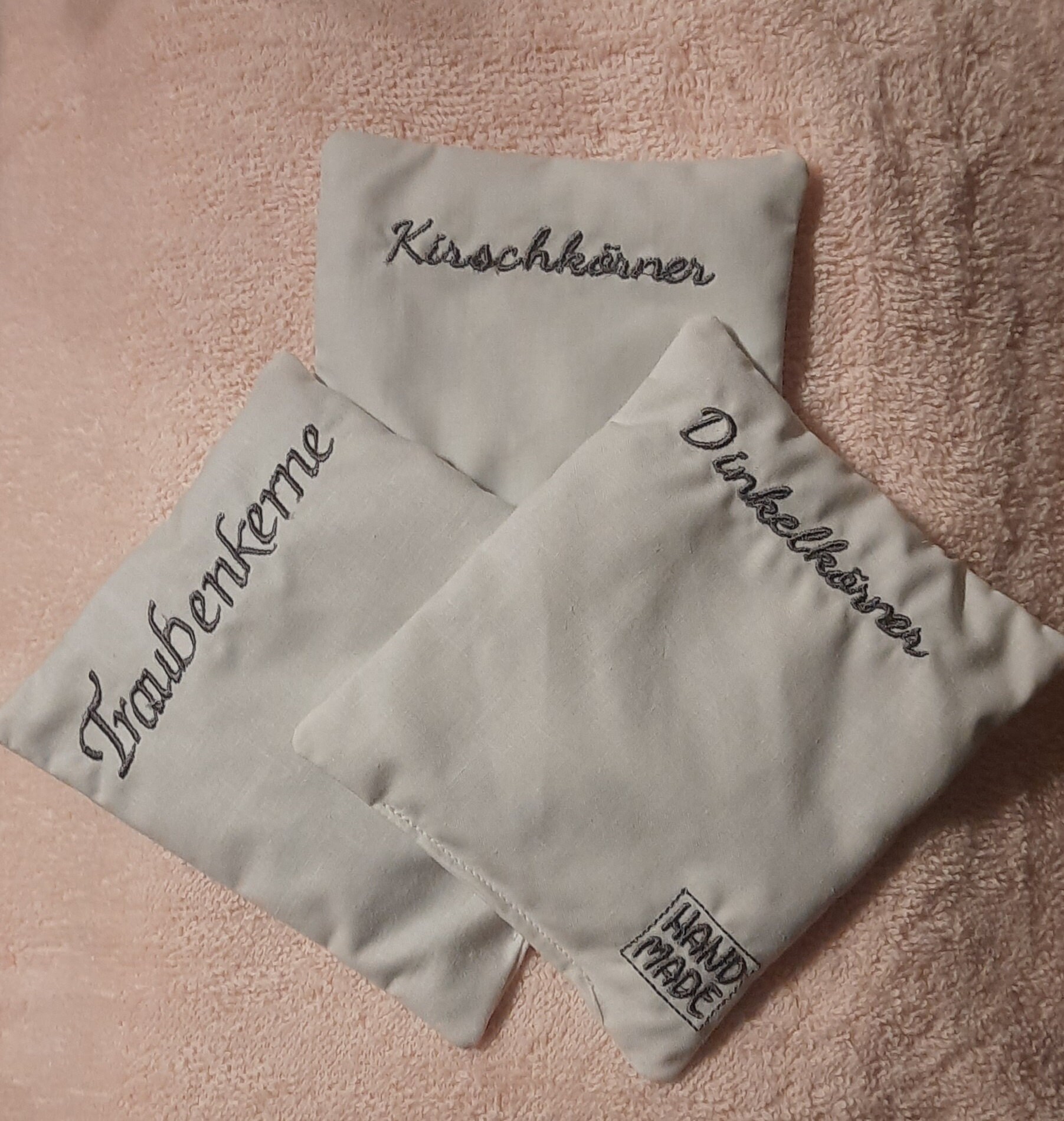 Körnerkissen Handmade Kinder Bauchweh Zahnschmerzen Beulentröster von Etsy - ElfenstaubLaden