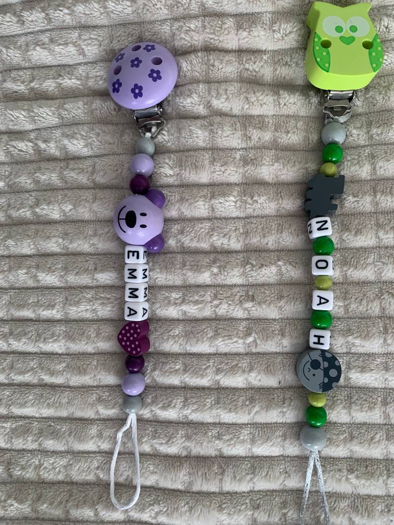 Personalisierte Schnullerkette von Etsy - Ellaspacifierchain