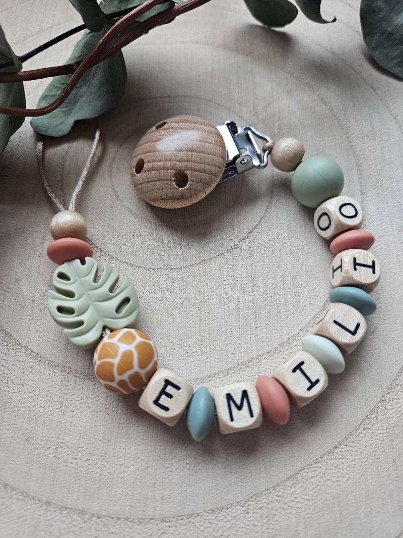 Personalisierte Schnullerkette Mit Namen, Baby Geschenk. Safari Personalisierte Schnullerkette Mit Namen, Baby Geschenk. Safari von Etsy - EloniShop