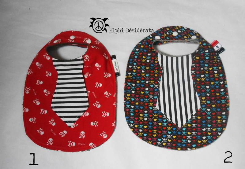 Lätzchenkragen Krawatte Piratenschädel Muster Verstellbares Lätzchen Für Baby Retro Geburtsgeschenk Original von Etsy - ElphidesiderataFr