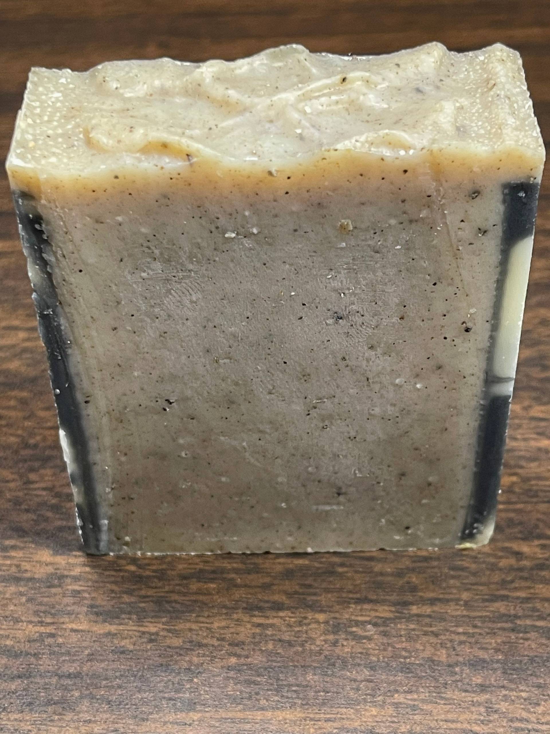 Black Seed Zebra Side All Natural Handgemachte Seife Black Seed Zebra Side All Natural Handgemachte Seife von Etsy - ElyssasDay