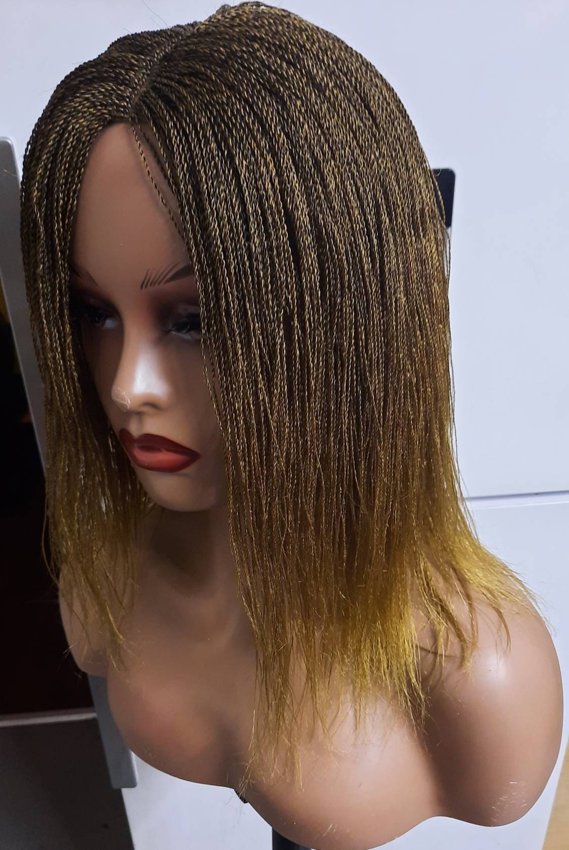 Nano Twist Ombre Geflochtene Handgemachte Perücke Nano Twist Ombre Geflochtene Handgemachte Perücke von Etsy - Emmaksbeauty