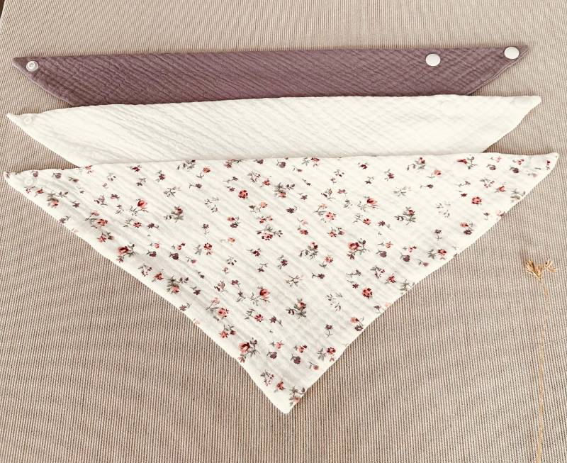 Dreieckstücher, Musselintuch Baby, Halstuch Dreieckstuch Babygeschenke, Baby Halstuch, Personalisiert, Latz von Etsy - EmmaundAntonShop