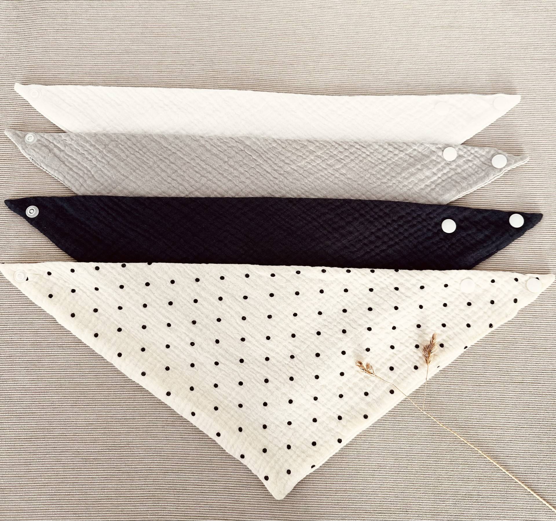 Dreieckstücher, Musselintuch Baby, Halstuch Dreieckstuch Babygeschenke, Baby Halstuch, Personalisiert, Latz Dreieckstücher, Musselintuch Baby, Halstuch Dreieckstuch Babygeschenke, Baby Halstuch, Personalisiert, Latz von Etsy - EmmaundAntonShop