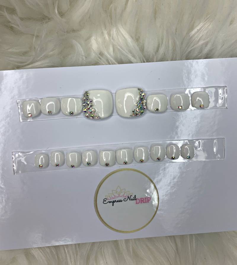 Eisig | Luxus Press On Nägel Bling Zehennägel Drücken Sie Auf von Etsy - EmpressAllureNailz