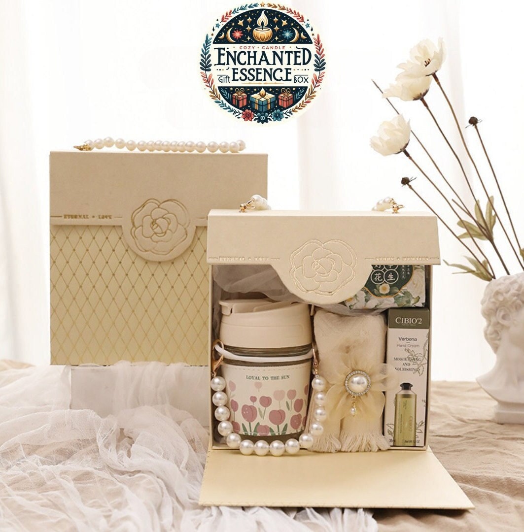 Bade-Geschenkbox-Set Für Brautjungfern Mit Handgemachter Seife Und Kerze | Spa-Entspannungs-Geschenkbox-Set Sie von Etsy - EnchantedEssenceInc