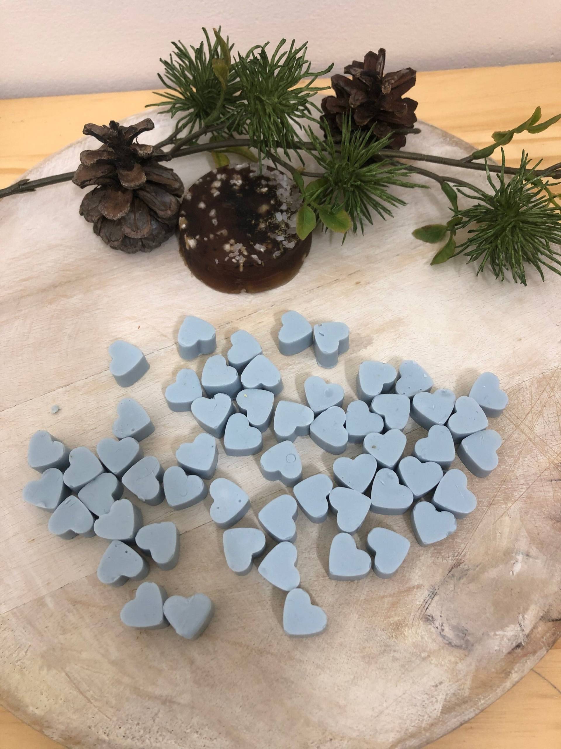 45x Kleine Seifen - Heidelbeeren Aroma Ziegenmilch Zufällige Form Handgemachte Qualität Geschenk, Hochzeit, Selbstgemachte Seife, Gesicht von Etsy - Engira