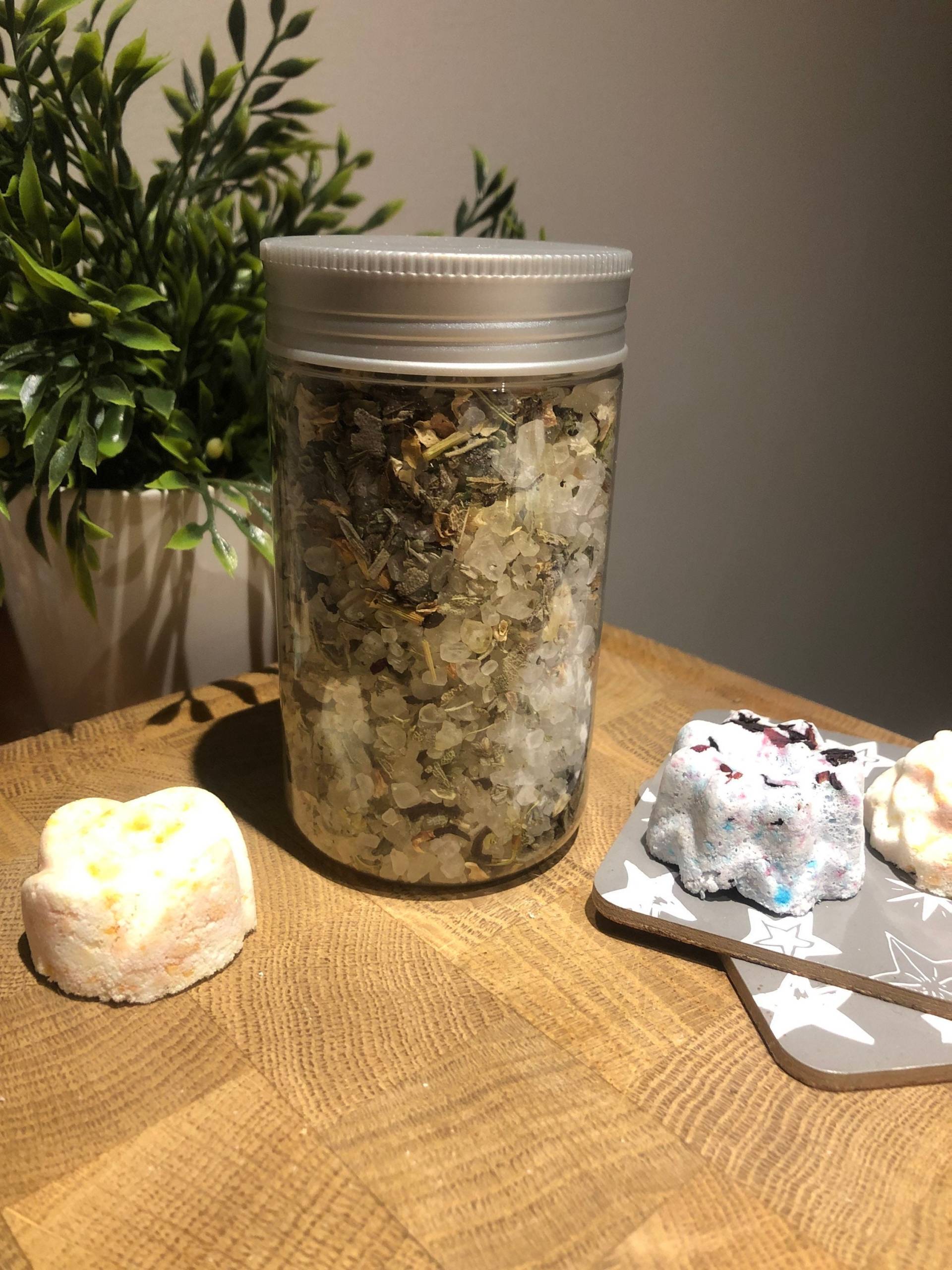 Badesalz | Aroma Olive Amotheraphy, Kräuter, Blumen Natürliches Badesalz Begünstigt Totes Meer Salz Duschgeschenke von Etsy - Engira