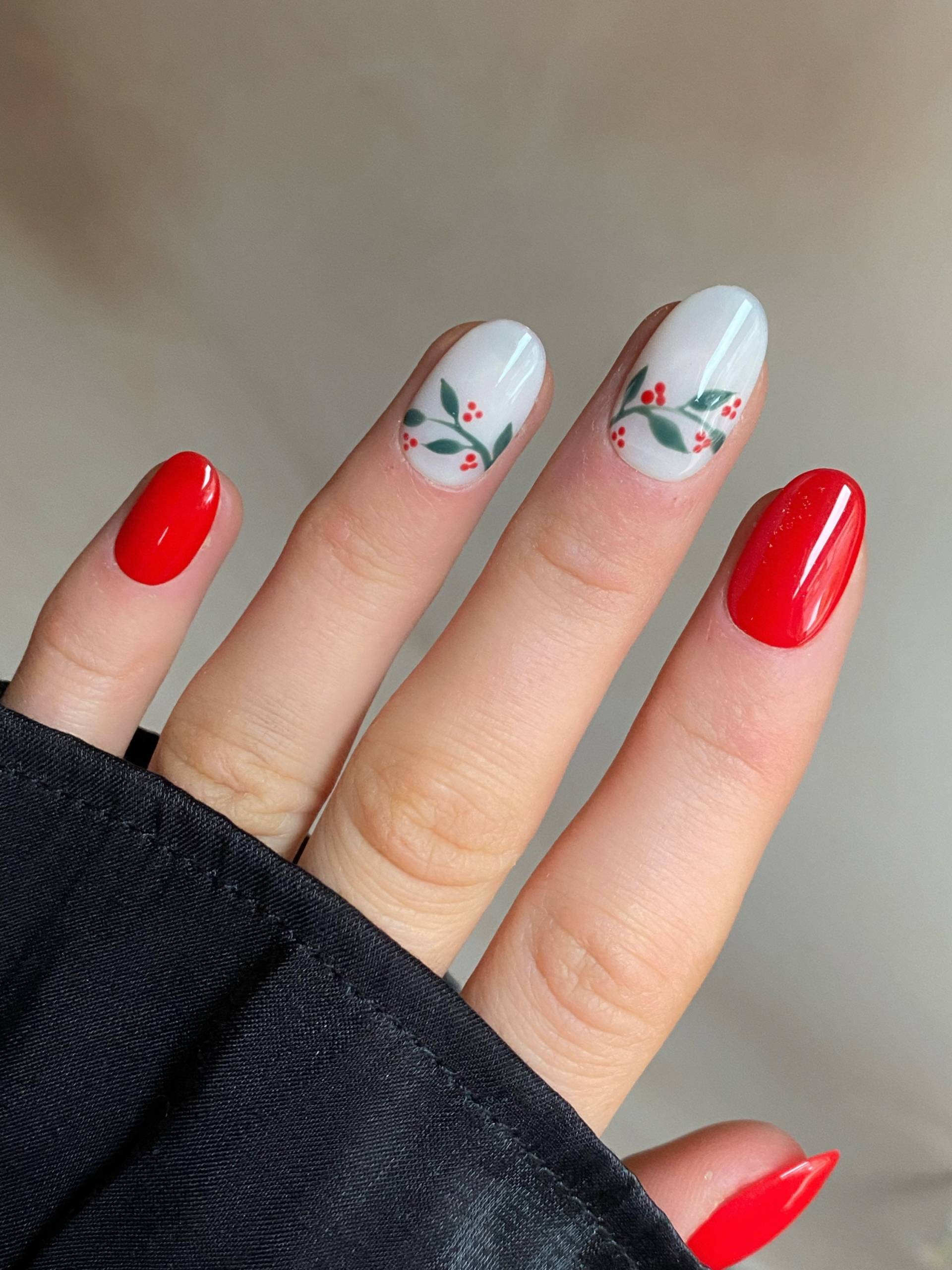 Festliche Beeren - Drücken Sie Die Nägel Nach Maß Festliche Beeren - Drücken Sie Die Nägel Nach Maß von Etsy - Enroutenails