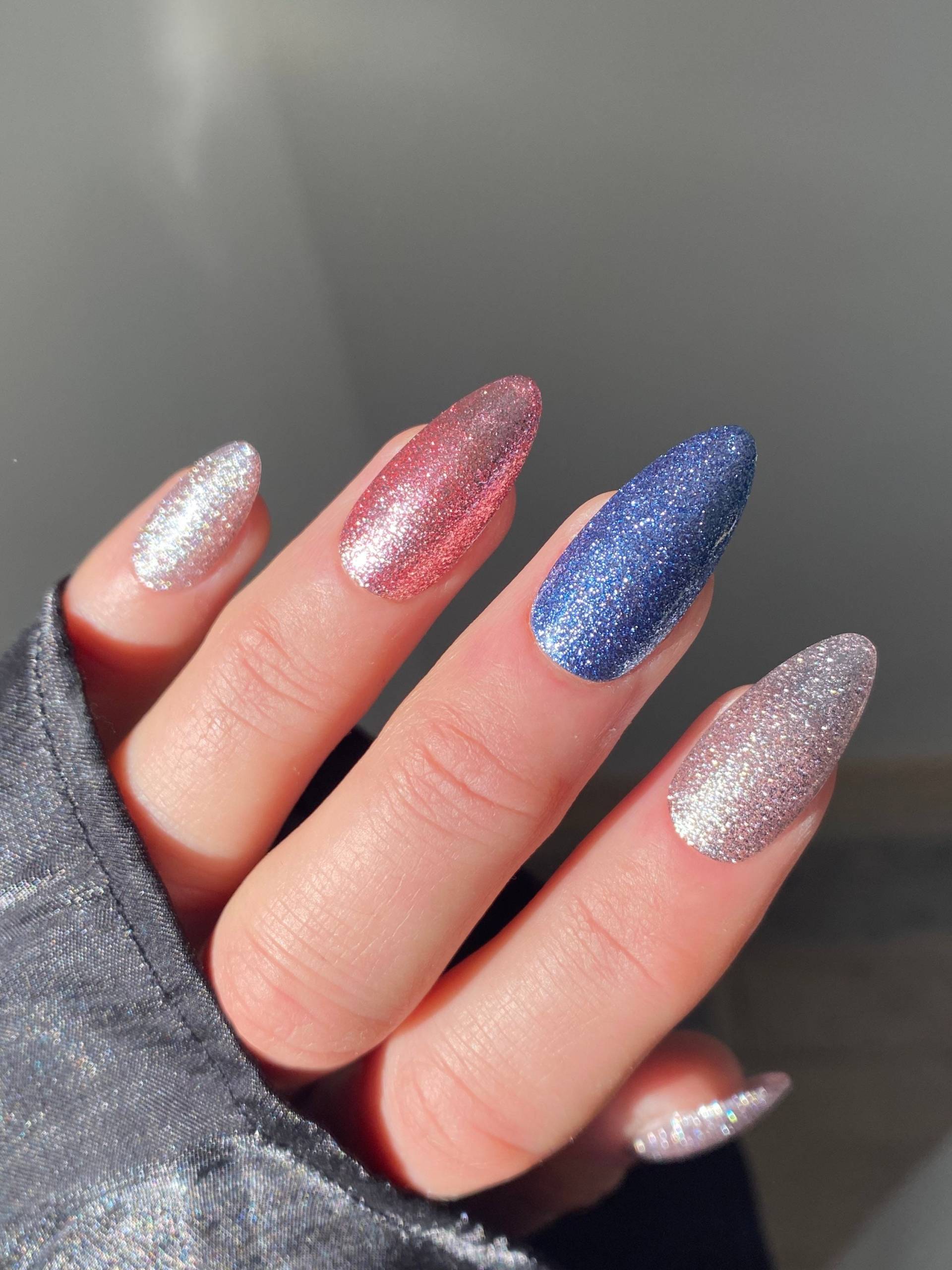 Mix Und Match Glitter Custom Press On Nails | Pinke Falsche Nägel Blaue Stick Mix Und Match Glitter Custom Press On Nails | Pinke Falsche Nägel Blaue Stick von Etsy - Enroutenails