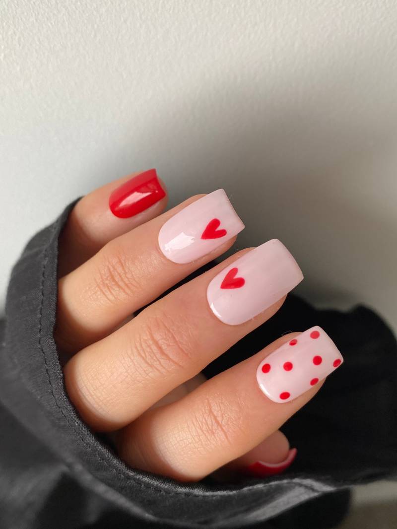 Mix & Match Herz Custom Press On Nails | Rote Luxus Nägel Pink Stick von Etsy - Enroutenails
