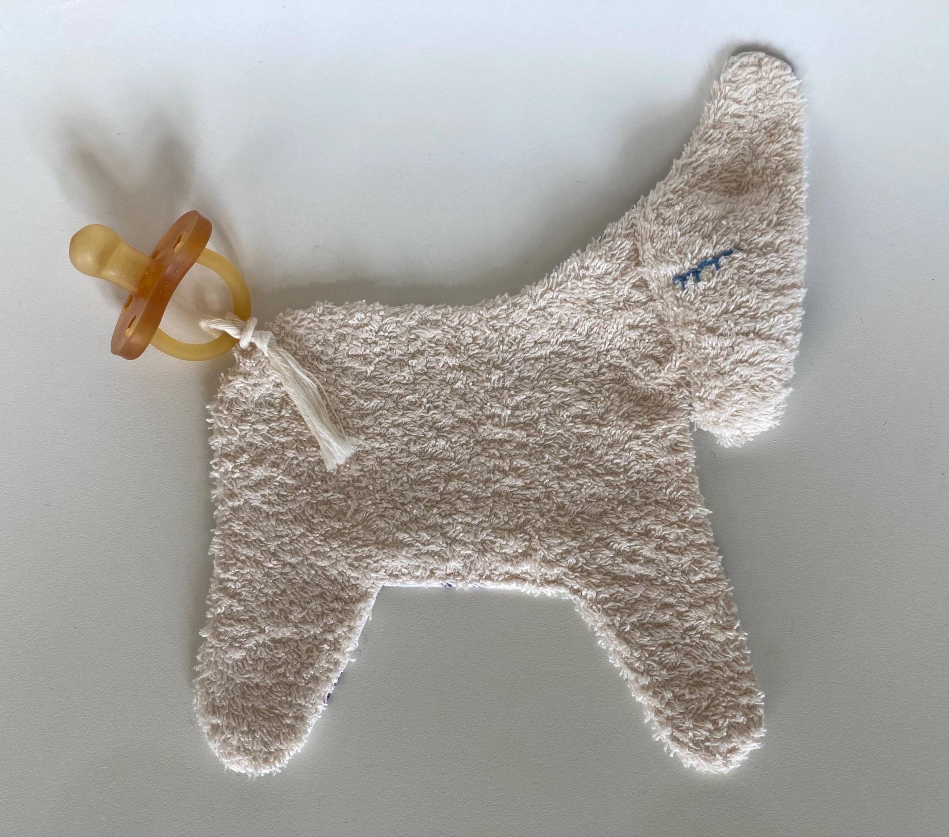 Schnuffeltuch Für Babys Mit Schnullerschlaufe von Etsy - Eselcompany