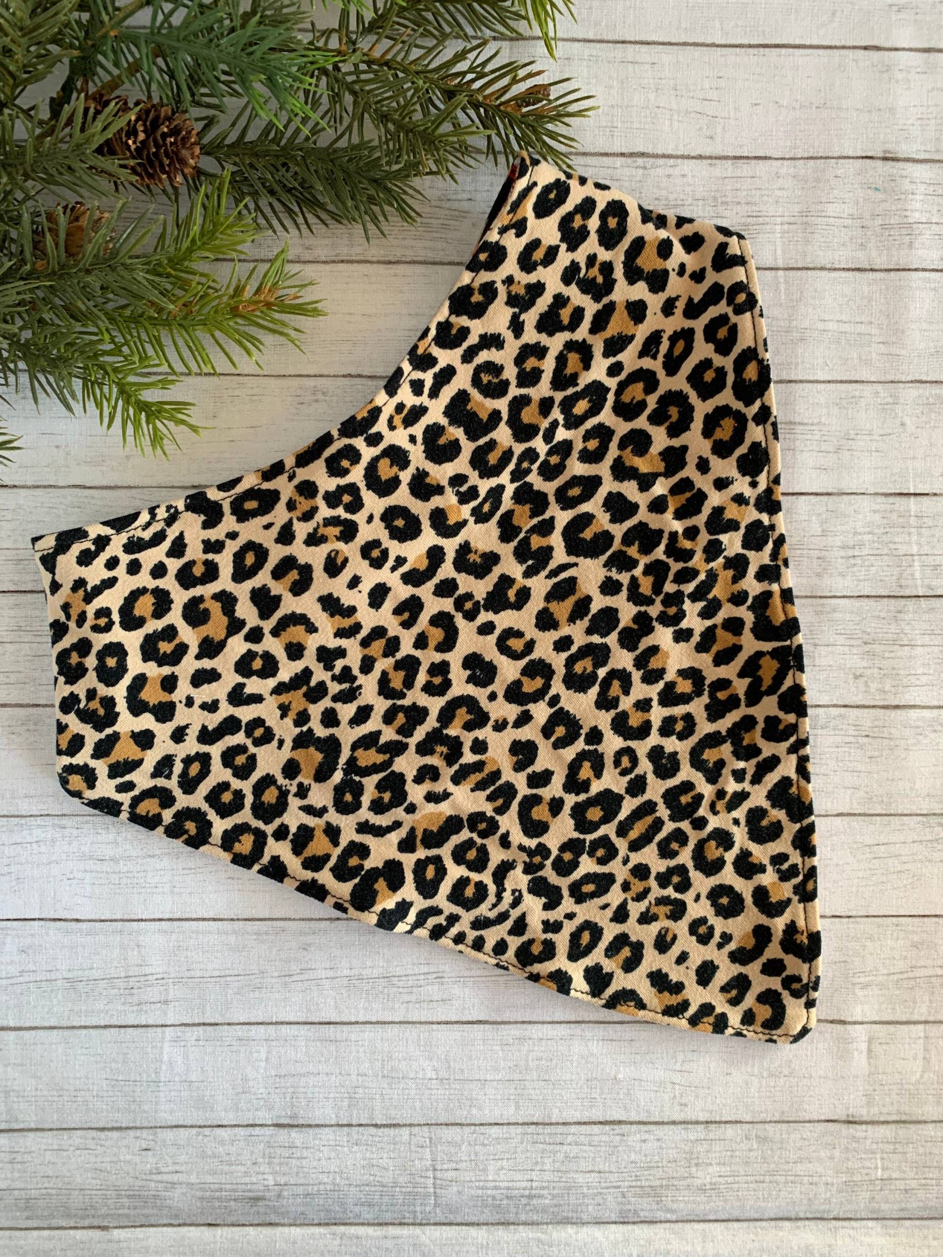 Gepard Großes Kind Wasserdicht Bandana Lätzchen Erwachsene Würde Schal Mädchen Teen Besondere Bedürfnisse Geschenk Für Sie Tierdruck Gepard Großes Kind Wasserdicht Bandana Lätzchen Erwachsene Würde Schal Mädchen Teen Besondere Bedürfnisse Geschenk Für Sie Tierdruck von Etsy - EspeciallyUniqueInc