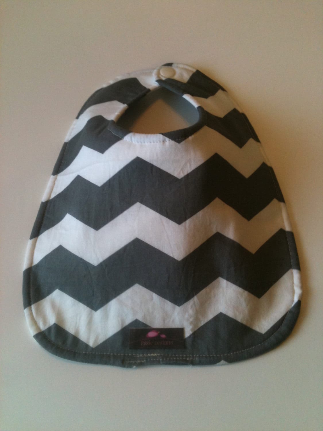Baby Lätzchen, Dribble Drool Handgemachte Grau Chevron von Etsy - Essiedesigns