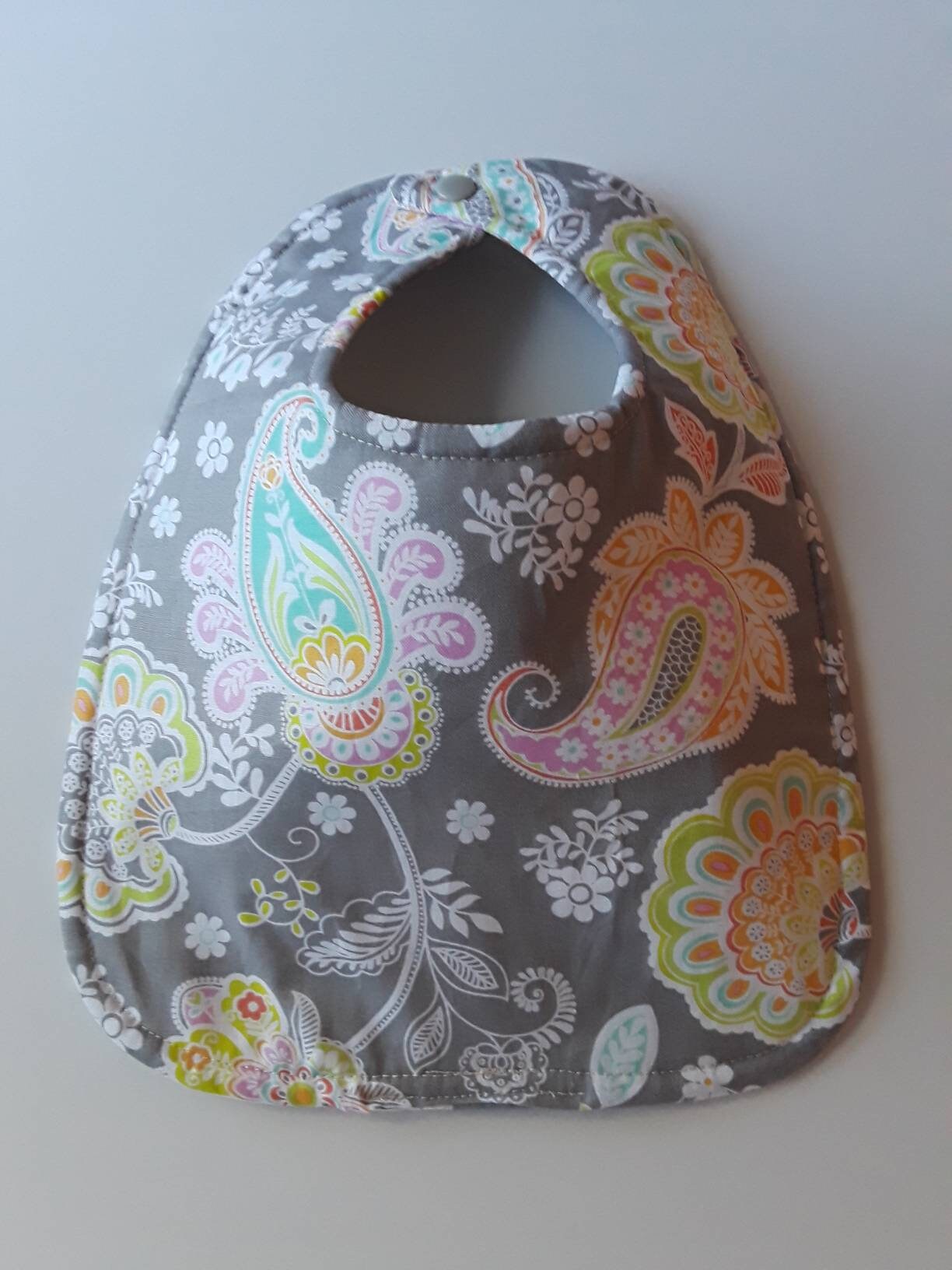 Baby Lätzchen, Dribble Handgemachtes Grau Rosa Paisley Lätzchen von Etsy - Essiedesigns