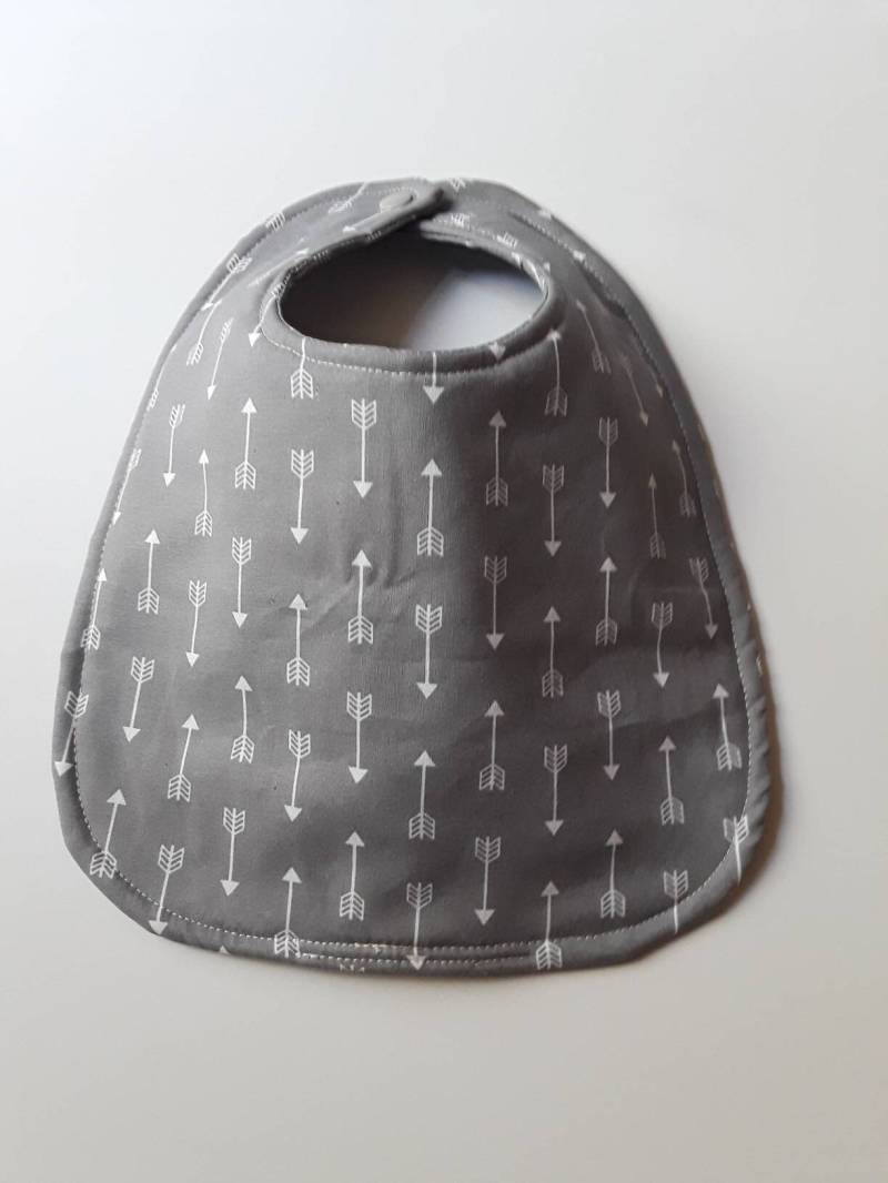 Baby Lätzchen, Grau Pfeil Handgemachte Drool Lätzchen von Etsy - Essiedesigns