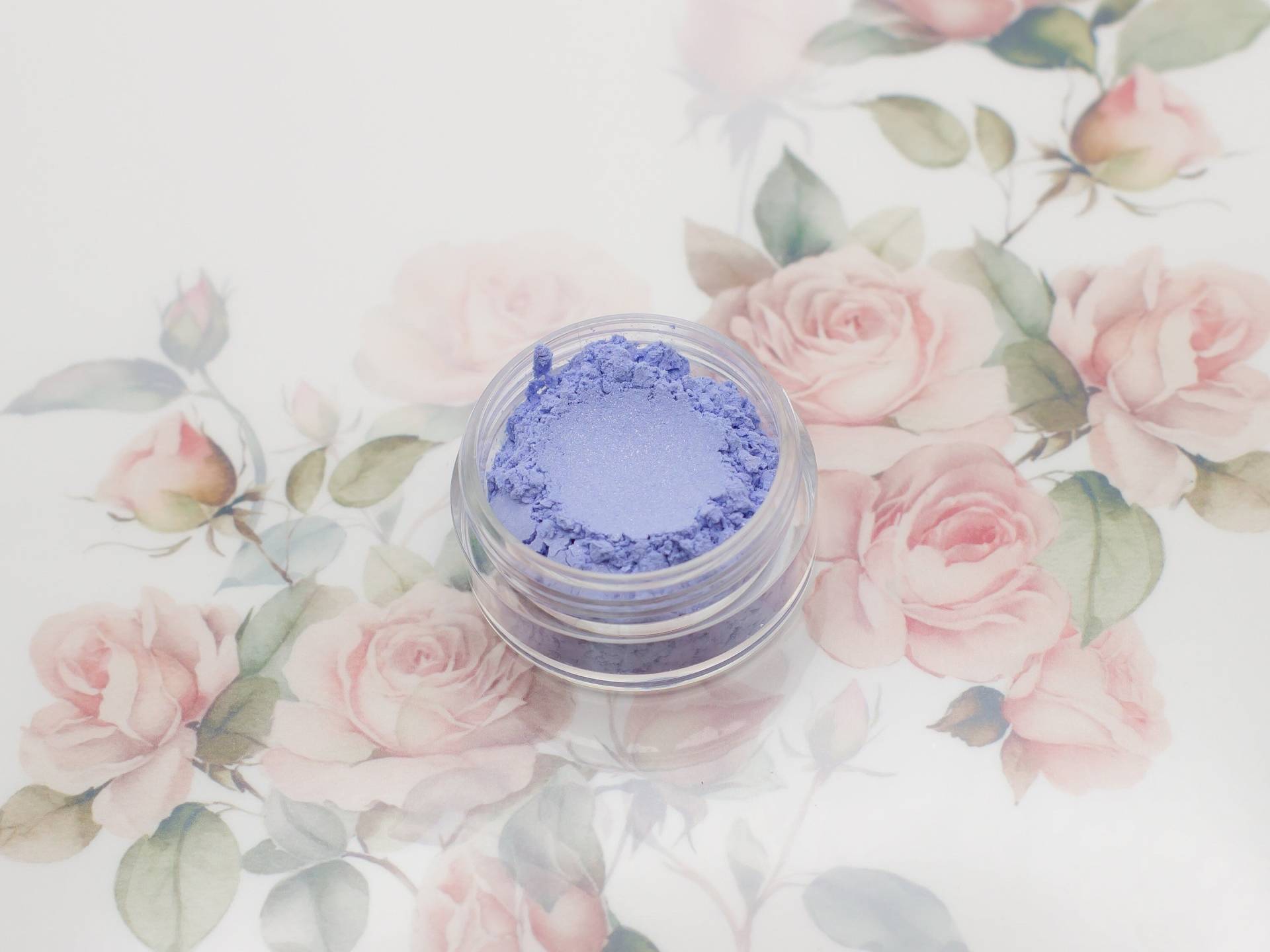 "Hellblauer Schimmer-Lidschatten - "Yuna" Natürliches Vegan Mineral Make-Up." "Hellblauer Schimmer-Lidschatten - "Yuna" Natürliches Vegan Mineral Make-Up." von Etsy - Etherealle