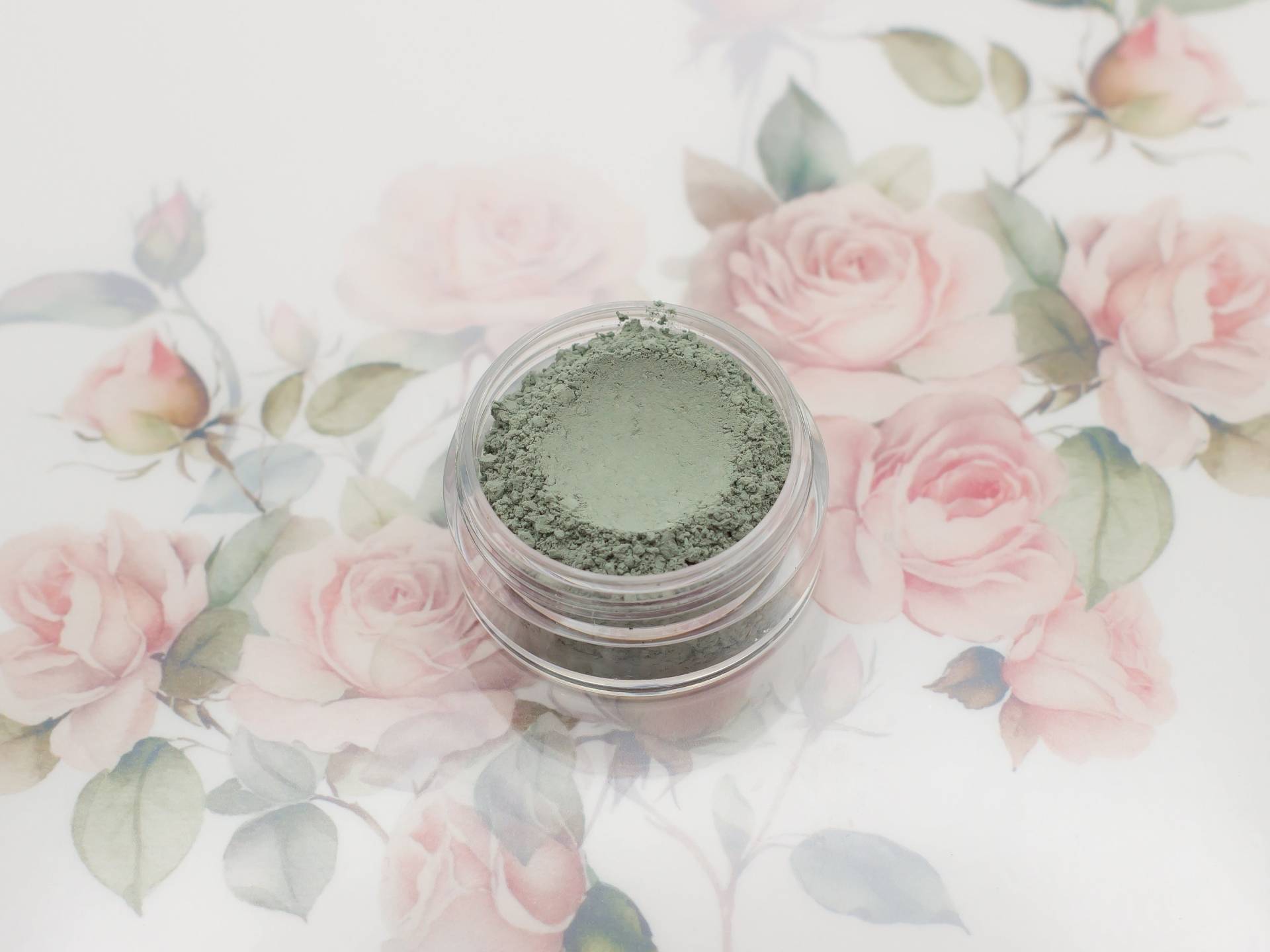 Matte Mint Green Eyeshadow Vegan Mineral Make-Up von Etsy - Etherealle
