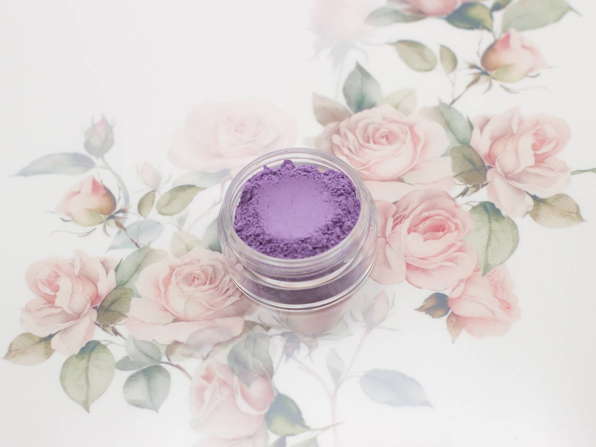 "Matter Lila Lidschatten - "Meadow" Lavender Vegan Mineral Makeup." von Etsy - Etherealle