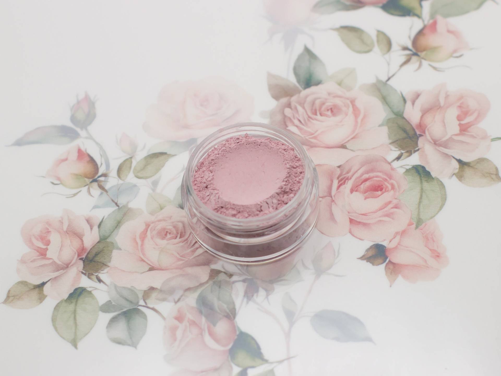 "Matter Pastellrosa Lidschatten - "Tulle" Helles Ballettrosa Vegan Mineral Makeup." von Etsy - Etherealle