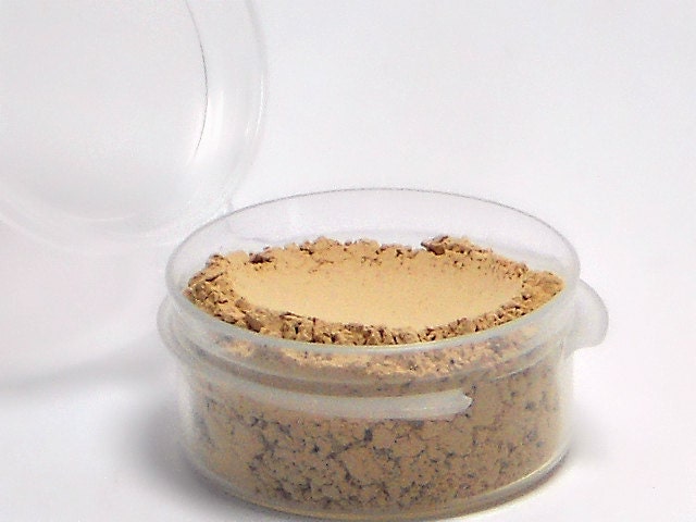 Mattifying Mineral Primer Und Finishing Schleier Probe - Schiere Tan Vegan von Etsy - Etherealle