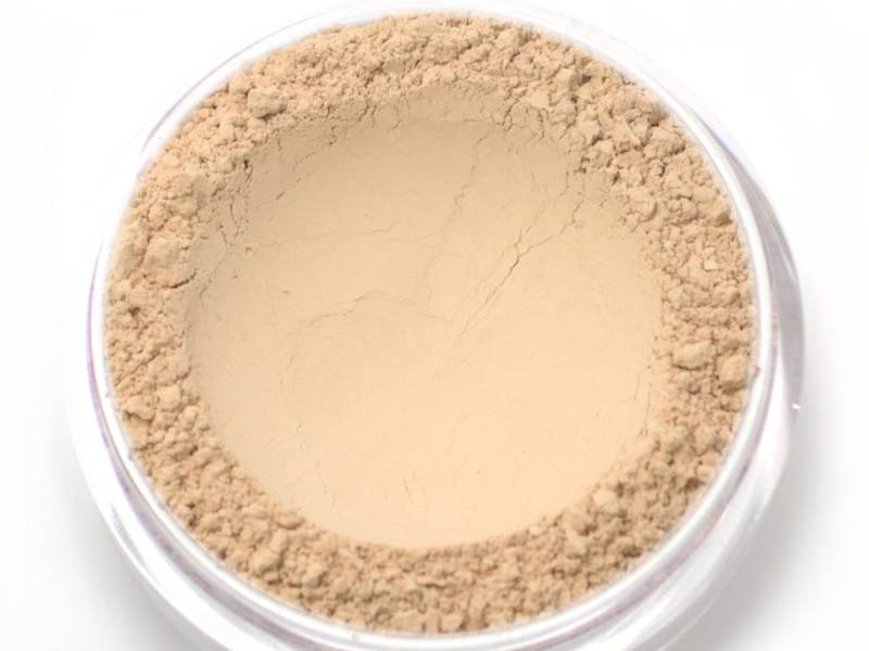 Mineral Powder Foundation Vegan Matte Full Coverage - Creme Hellrosa Unterton von Etsy - Etherealle